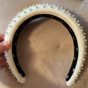 Lele Sadoughi Velvet Padded Headband with Pearls- Ivory